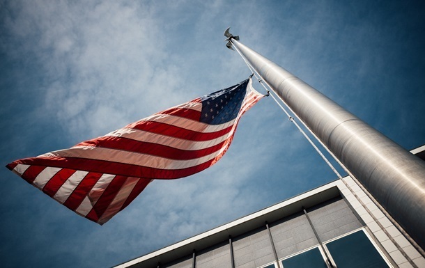 The US expanded sanctions against Iran's oil sector